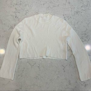 Aritzia cropped mockneck sweater (white) XXS